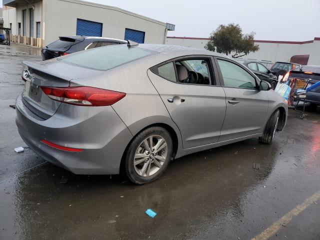 5NPD84LF2JH324931 - 2018 HYUNDAI ELANTRA SEL GRAY photo 3