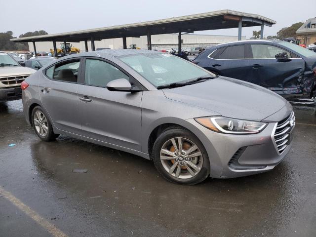 5NPD84LF2JH324931 - 2018 HYUNDAI ELANTRA SEL GRAY photo 4