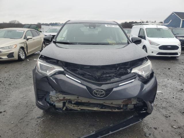 2T3BFREVXHW686085 - 2017 TOYOTA RAV4 LE GRAY photo 5