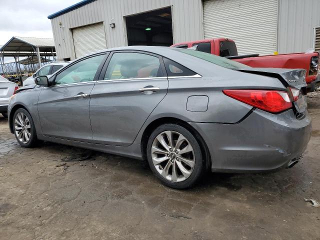 5NPEC4AC7DH711975 - 2013 HYUNDAI SONATA SE GRAY photo 2