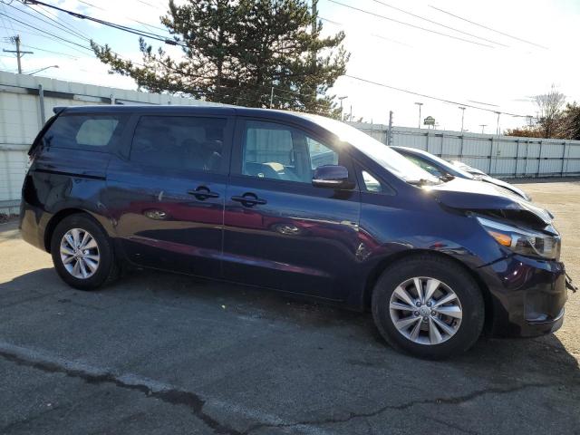 KNDMB5C19J6405897 - 2018 KIA SEDONA LX BLUE photo 4