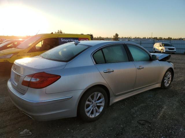 KMHGC4DD4DU212503 - 2013 HYUNDAI GENESIS 3.8L SILVER photo 3