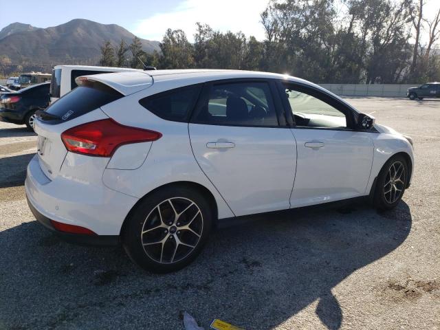 1FADP3M28JL230806 - 2018 FORD FOCUS SEL WHITE photo 3