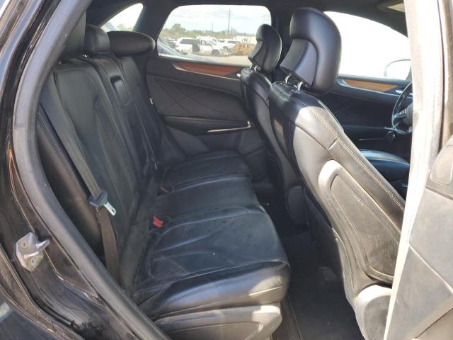 5LMCJ3C90HUL69380 - 2017 LINCOLN MKC RESERVE შავი ფოტო 10