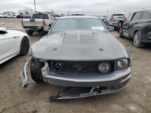 1ZVHT82H365261305 - 2006 FORD MUSTANG GT GRAY photo 5