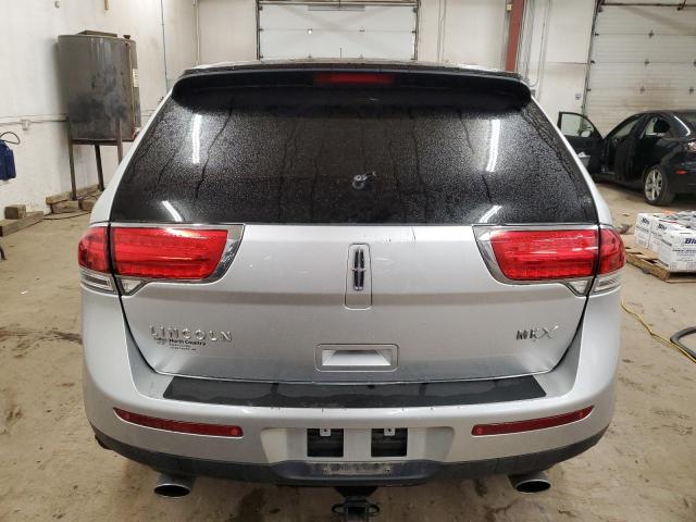 2LMDJ6JK7DBL48819 - 2013 LINCOLN MKX SILVER photo 6
