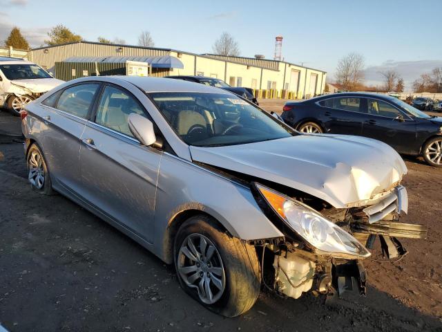 5NPEB4AC4BH270791 - 2011 HYUNDAI SONATA GLS SILVER photo 4