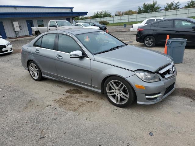 WDDGF8BB1CR229075 - 2012 MERCEDES-BENZ C 300 4MATIC SILVER photo 4
