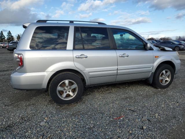 5FNYF28736B024494 - 2006 HONDA PILOT EX SILVER photo 3