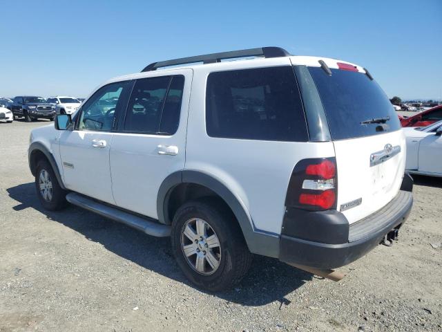 1FMEU63807UB23214 - 2007 FORD EXPLORER XLT WHITE photo 2