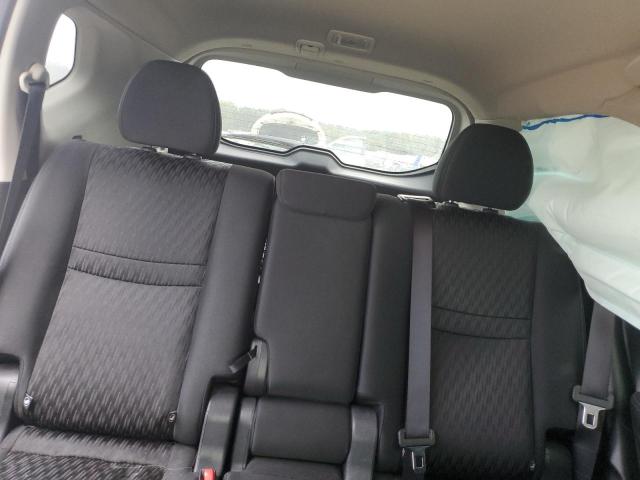 KNMAT2MT7JP525495 - 2018 NISSAN ROGUE S Білий фото 10