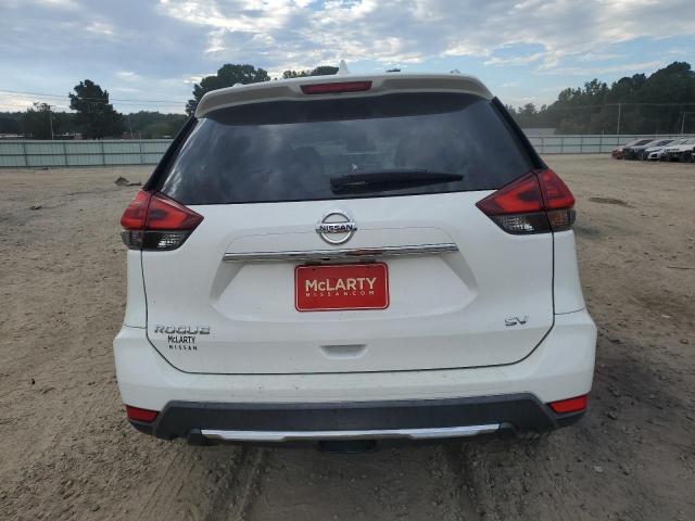 KNMAT2MT7JP525495 - 2018 NISSAN ROGUE S Білий фото 6