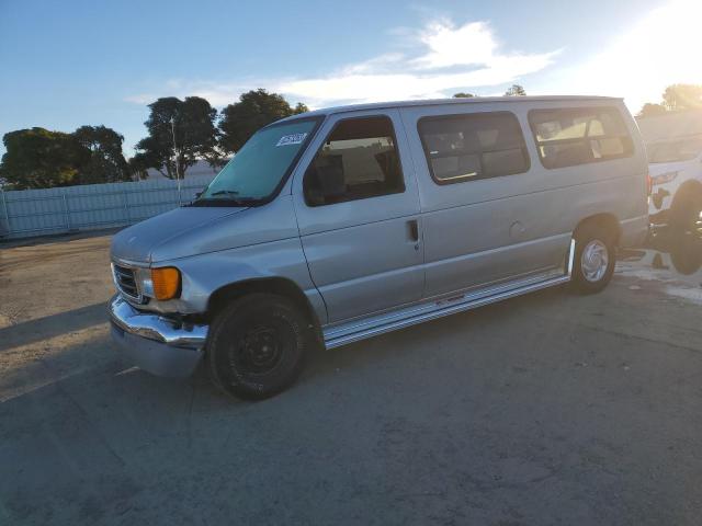 1FDRE14LX3HB38990 - 2003 FORD ECONOLINE E150 VAN SILVER photo 1