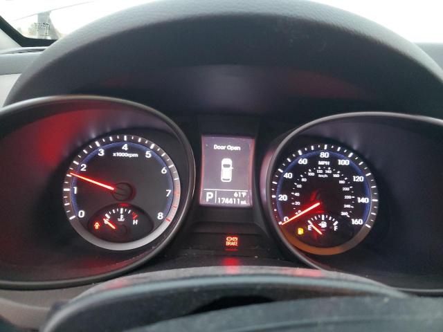 5XYZT3LB2FG305192 - 2015 HYUNDAI SANTA FE SPORT SILVER photo 9