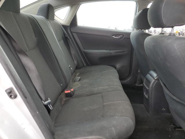 3N1AB7AP8JY331406 - 2018 NISSAN SENTRA S SILVER photo 10