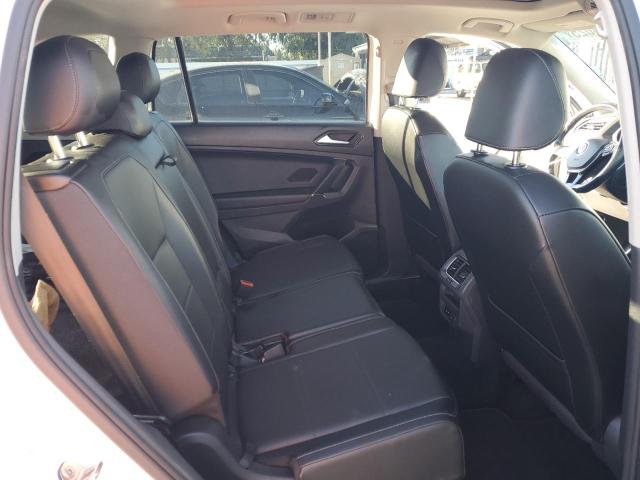 3VV3B7AX0JM159628 - 2018 VOLKSWAGEN TIGUAN SE WHITE photo 11