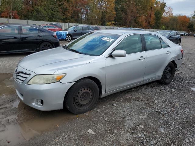 2011 TOYOTA CAMRY BASE, 