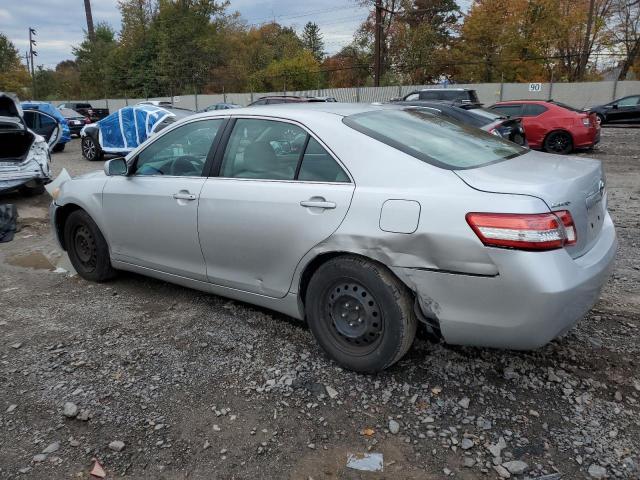 4T4BF3EK1BR148299 - 2011 TOYOTA CAMRY BASE SILVER photo 2