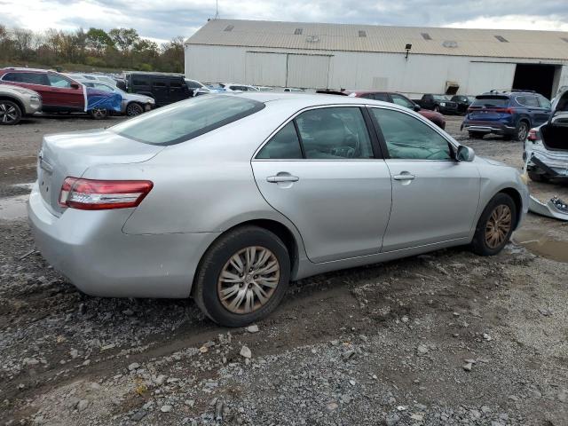 4T4BF3EK1BR148299 - 2011 TOYOTA CAMRY BASE SILVER photo 3