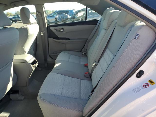 4T1BF1FK6HU433991 - 2017 TOYOTA CAMRY LE WHITE photo 10