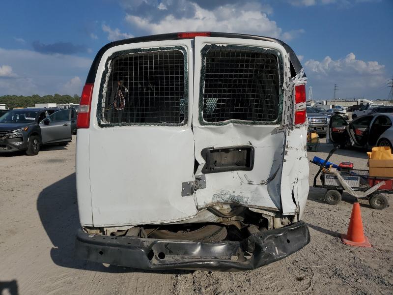 1GCWGBFP6L1144317 - 2020 CHEVROLET EXPRESS G2 WHITE photo 6