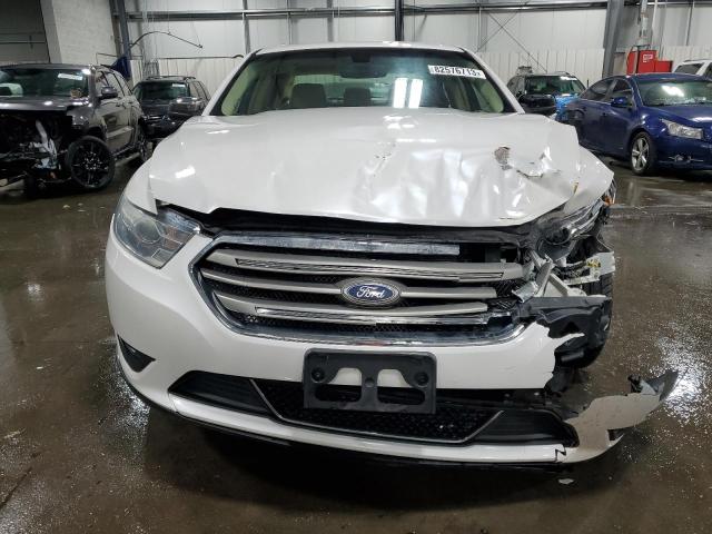 1FAHP2F81EG123883 - 2014 FORD TAURUS LIMITED WHITE photo 5