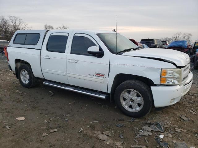 3GCEK23329G225000 - 2009 CHEVROLET SILVERADO K1500 LT WHITE photo 4