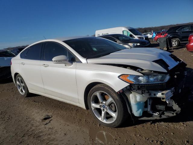 3FA6P0H73ER152536 - 2014 FORD FUSION SE WHITE photo 4