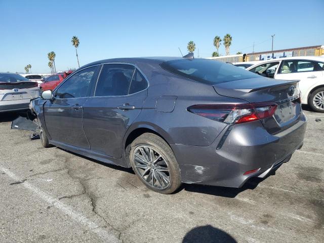 4T1G11AK0PU738204 - 2023 TOYOTA CAMRY SE NIGHT SHADE CHARCOAL photo 2