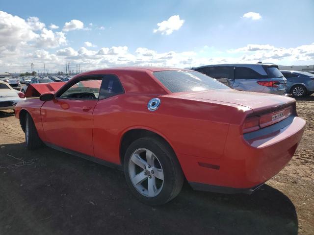 2C3CDYAGXEH126949 - 2014 DODGE CHALLENGER SXT RED photo 2