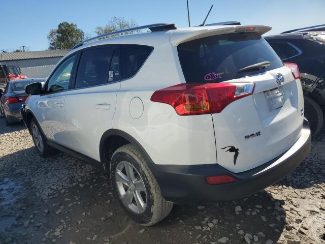 JTMRFREVXDD007924 - 2013 TOYOTA RAV4 XLE WHITE photo 2