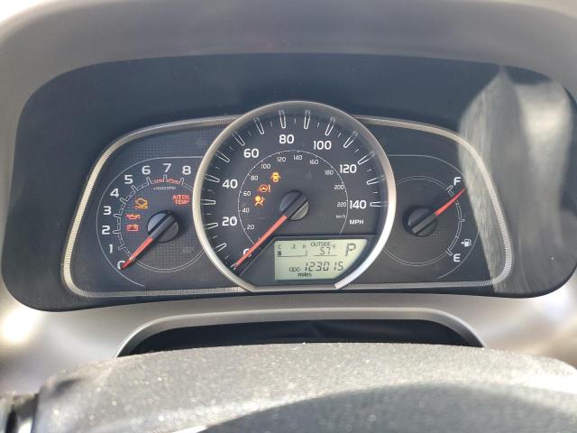 JTMRFREVXDD007924 - 2013 TOYOTA RAV4 XLE WHITE photo 9