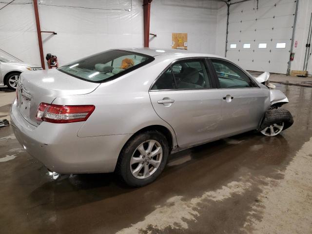 4T4BF3EK5BR124233 - 2011 TOYOTA CAMRY BASE SILVER photo 3