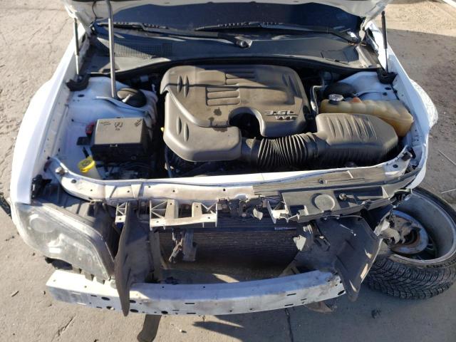 2C3CCABGXFH921994 - 2015 CHRYSLER 300 S WHITE photo 11