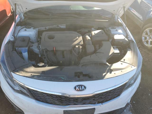 5XXGT4L37KG360712 - 2019 KIA OPTIMA LX WHITE photo 11