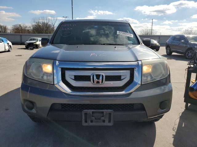 5FNYF3H23BB056947 - 2011 HONDA PILOT LX GRAY photo 5