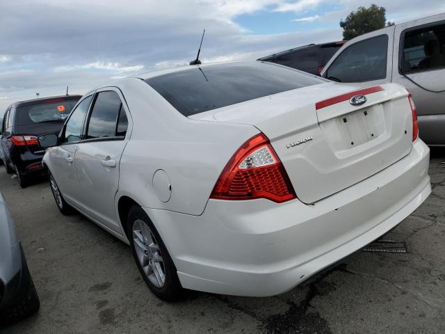 3FAHP0GA3CR328746 - 2012 FORD FUSION S WHITE photo 2