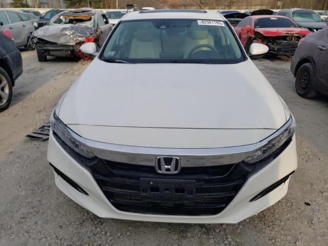 1HGCV1F48JA218425 - 2018 HONDA ACCORD EX WHITE photo 5