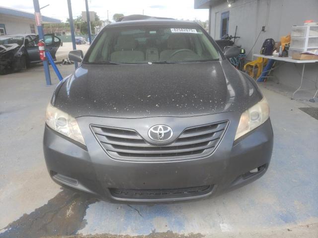 4T1BE46K29U877276 - 2009 TOYOTA CAMRY BASE GRAY photo 5
