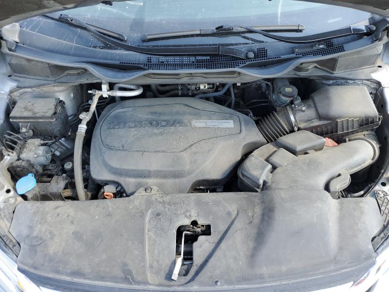 5FNRL6H80JB075540 - 2018 HONDA ODYSSEY TOURING SILVER photo 12