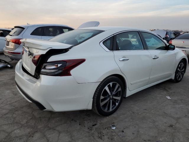 1N4AL3AP0HC138324 - 2017 NISSAN ALTIMA 2.5 WHITE photo 3