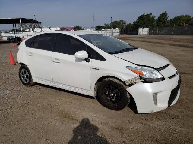 JTDKN3DU3E1744718 - 2014 TOYOTA PRIUS WHITE photo 4