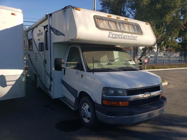 1GBJG31UX71185802 - 2008 CHEVROLET EXPRESS G3 WHITE photo 4