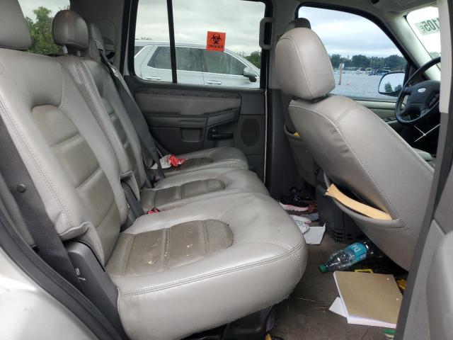 1FMZU63W34UB13076 - 2004 FORD EXPLORER XLT BEIGE photo 11