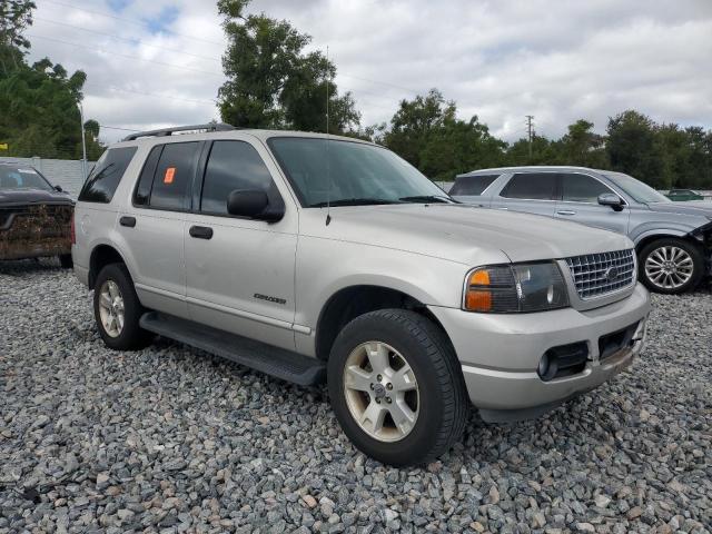 1FMZU63W34UB13076 - 2004 FORD EXPLORER XLT BEIGE photo 4