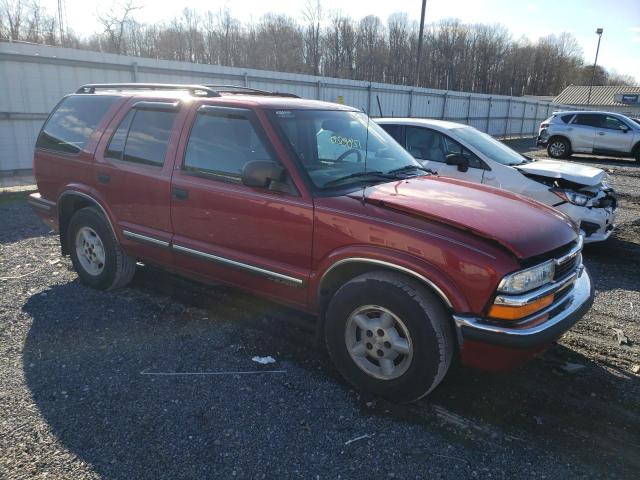 1GNDT13W4X2107881 - 1999 CHEVROLET BLAZER RED photo 4