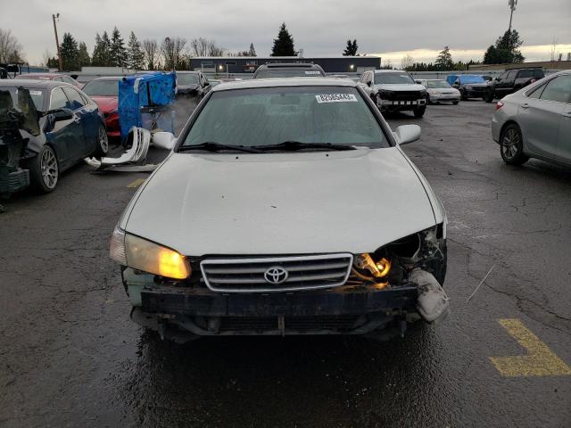 JT2BG22K710548747 - 2001 TOYOTA CAMRY CE SILVER photo 5