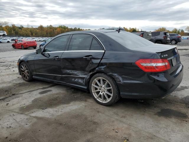 WDDHF8HB1AA086619 - 2010 MERCEDES-BENZ E 350 4MATIC BLACK photo 2