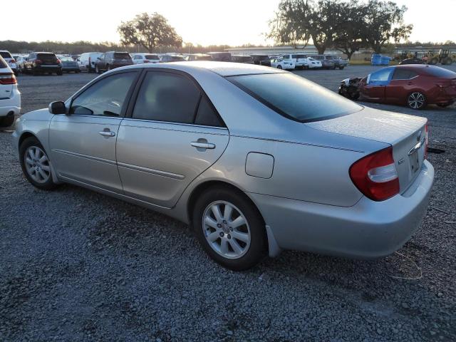 4T1BF32K94U570662 - 2004 TOYOTA CAMRY LE SILVER photo 2