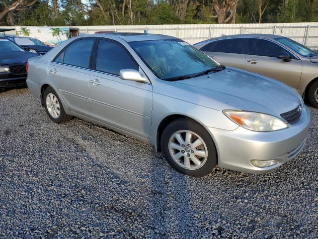 4T1BF32K94U570662 - 2004 TOYOTA CAMRY LE SILVER photo 4